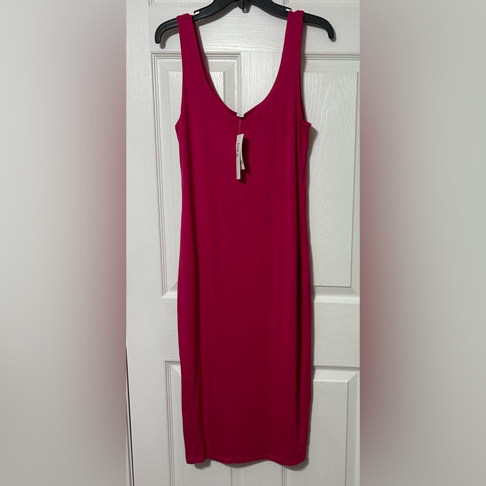bar111 Women’s Body Con Sundress Super Soft MIDI Berry Bloom Pink NWT Size M